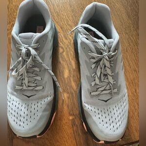 Hoka Torrent 3 women’s trail running shoes.  Size 9 medium. Like new condition!